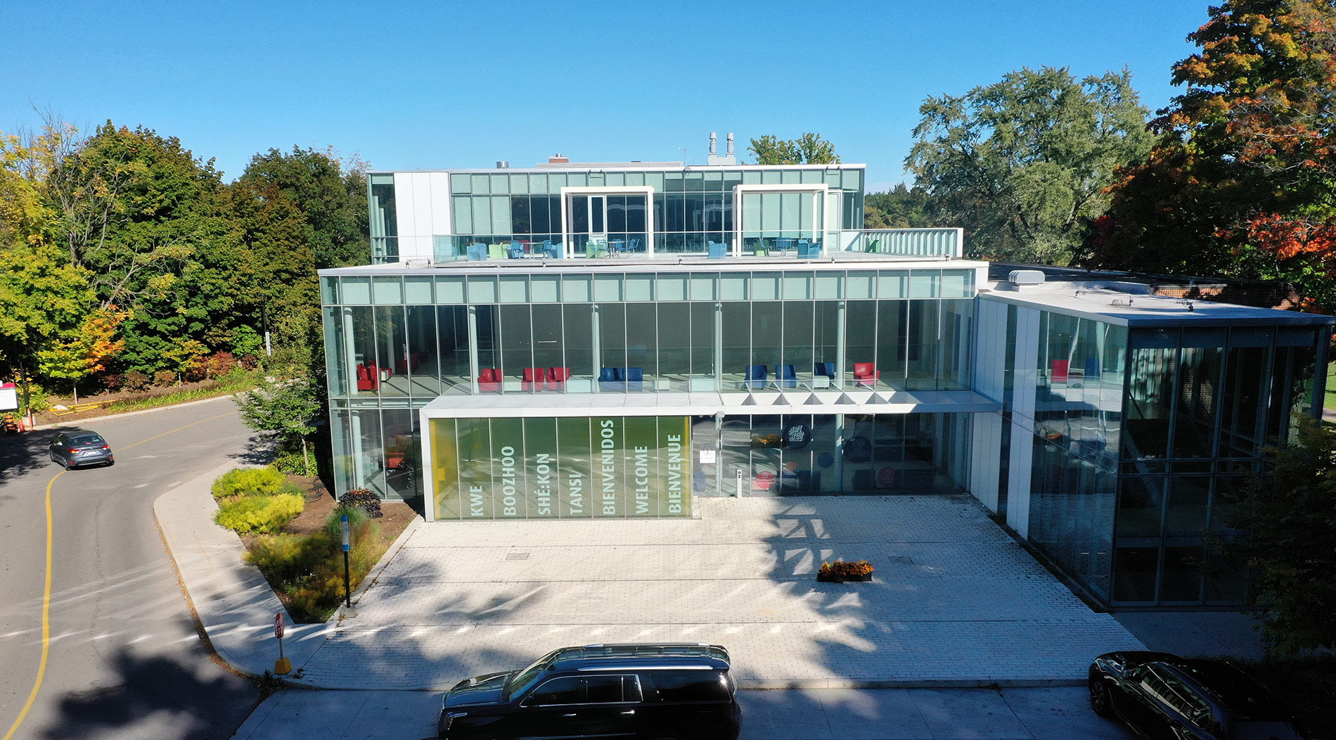 exterior or L'Agence French Academy